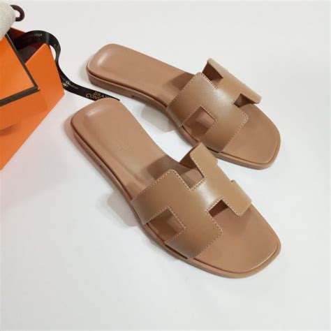 hermes oran sandals bois de santal|Hermes oran sandals size guide.